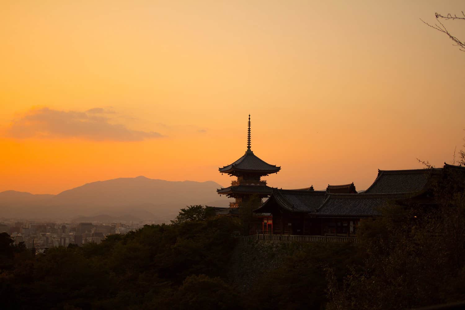 Sunrise on Kyomizu Dera, Kyoto