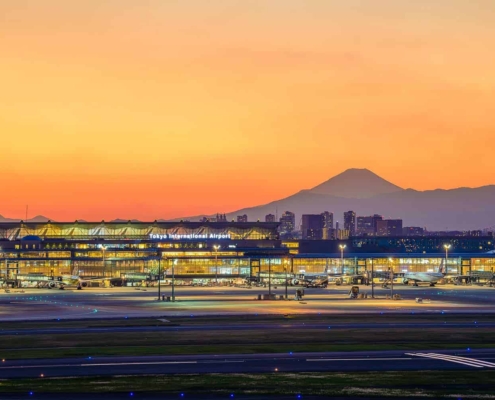 Haneda airport and Mount Fuji at sunrise